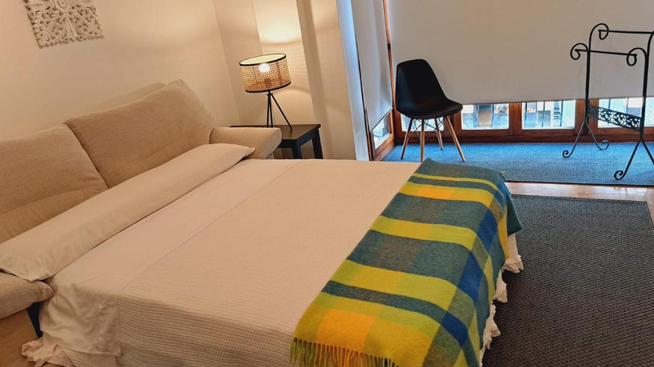 Apartamento Acogedor Y Amplio Piso En Begona Gijón Exterior foto